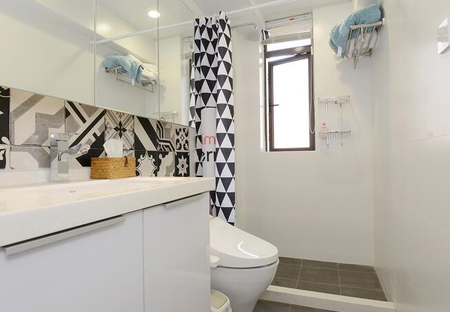 家里有老人，衛(wèi)生間怎樣裝修更合理？